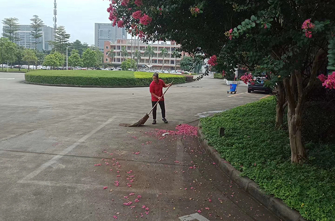 佛山丰富汽配公司工厂保洁